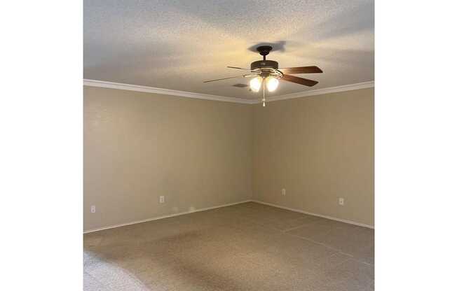 1410 QUAIL MDW DR