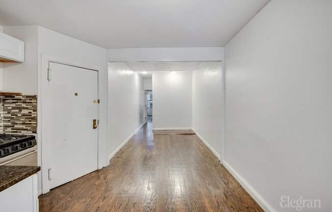 488 9 AVE
