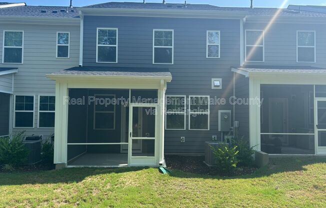 1605 EMORY RDG WAY