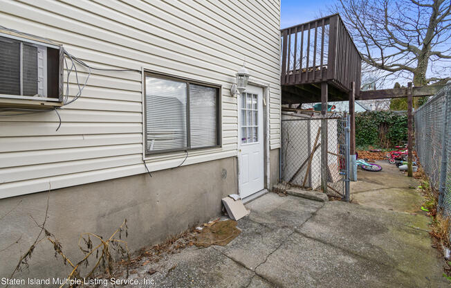 37 LIVINGSTON AVE