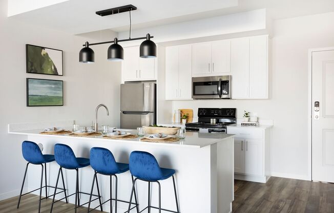 2 beds, 2 baths, 949 sqft, $1,909, Unit 310