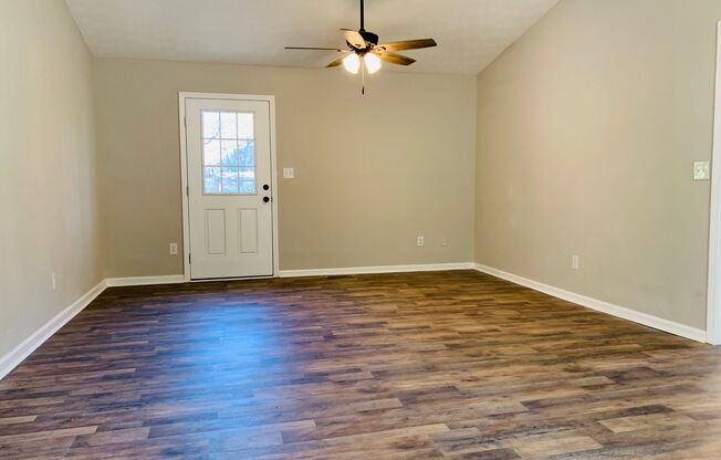 Newly remodeled 3 bedroom 2 bathroom home in Newnan! Must see!