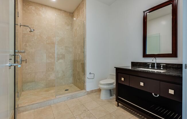 3 beds, 5 baths, $18,975, Unit # 4305