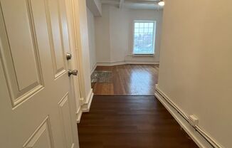 1 bed, 1 bath, $695, Unit 12