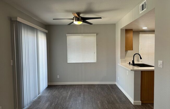 2 beds, 2 baths, 986 sqft, $2,785, Unit 706