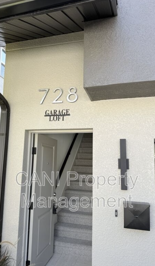 728 ELLWOOD GARAGE LOFT