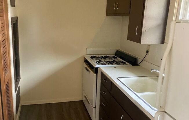 1 bed, 1 bath, 500 sqft, $675, Unit Unit 01