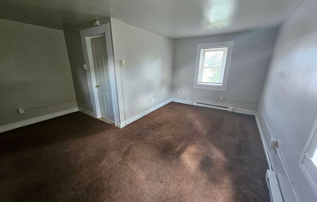 1 bed, 1 bath, $1,050