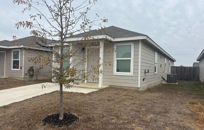 Charming Single-Story Home in Amenity-Rich Silos Community