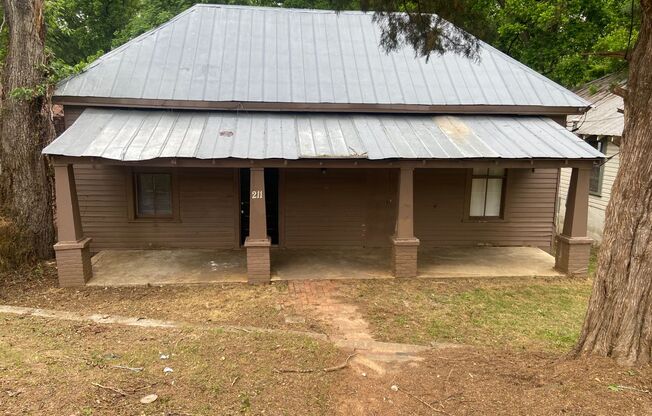 **UPCOMING**3 Bedroom / 1 Bathroom Home for Rent off 2nd Avenue in Columbus, GA***