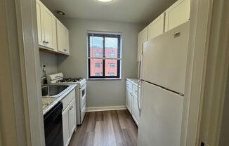 1 bed, 1 bath, 600 sqft, $1,299, Unit 5627 Rippey St. #C4