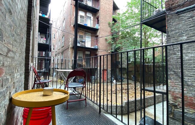 2 beds, 1 bath, 1,400 sqft, $1,495, Unit 4530-C21