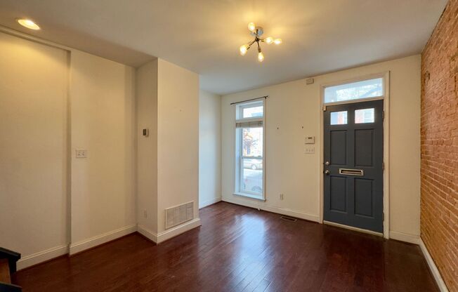 Spacious 3Beds/1Bath and Well-Appointed Home in a Prime Baltimore Location