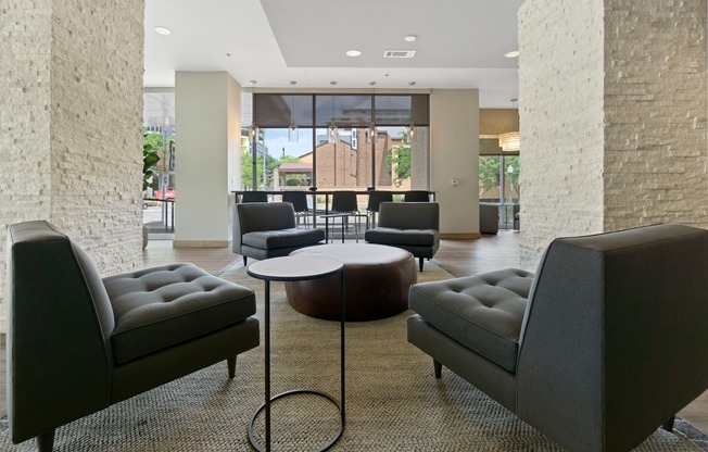 Apartments in Downtown Madison, Wisconsin. Domain Apartments offers luxury studio, 1 bedroom, 1 bedroom + Den, and 2 bedroom apartments.