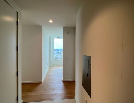 2 beds, 2.5 baths, 1,489 sqft, $5,100, Unit 1506