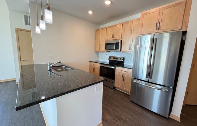 2 beds, 2 baths, 1,029 sqft, $2,395, Unit Unit 304