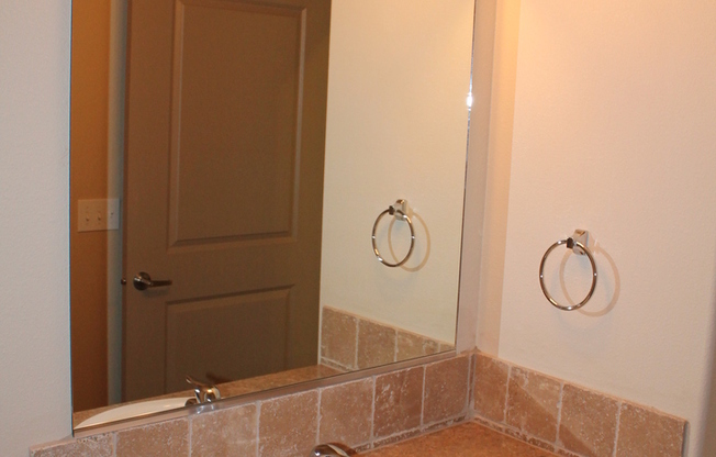 3 beds, 2 baths, 1,197 sqft, $1,695, Unit Unit # 208