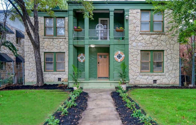 2-BEDROOM FURNISHED MONTE VISTA DUPLEX