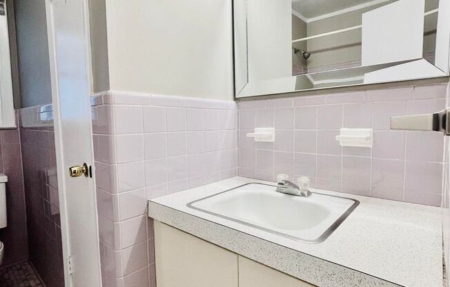 3 beds, 2 baths, $1,500