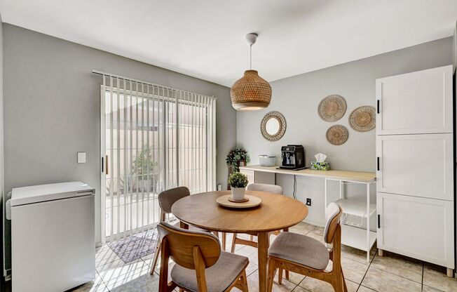 2 Bedroom Condo w/ Patio & 1 Car Attached Garage