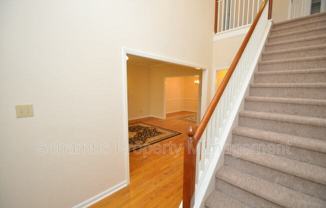 101 BELL VIS DR