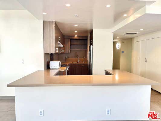 1 bed, 1 bath, 1,051 sqft, $5,400, Unit 602