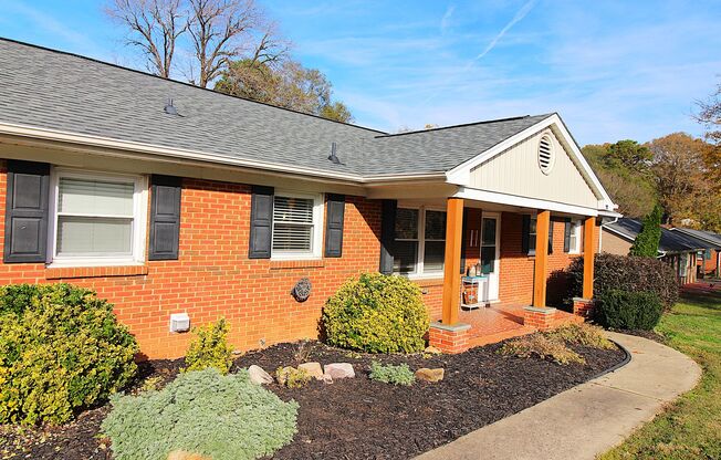 Beautifully Updated 4-Bed, 2.5-Bath Ranch Home in Belmont