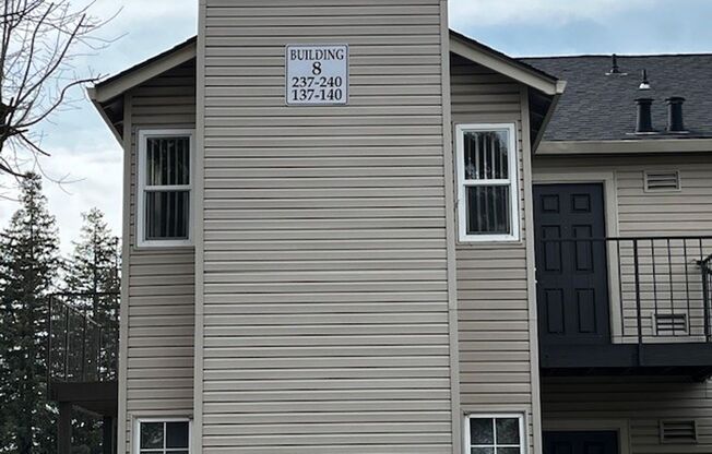 1 bed, 1 bath, 700 sqft, $1,700, Unit 238