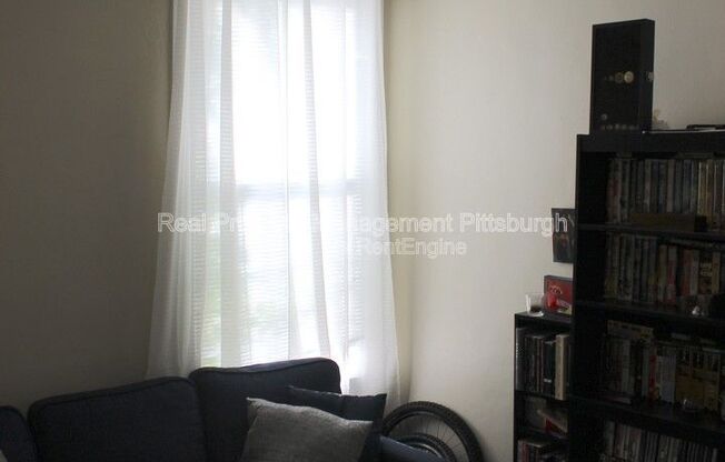 203 Lehigh Ave #3