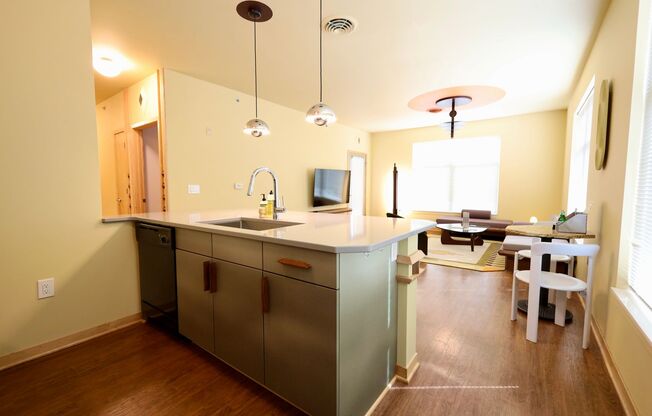 1 bed, 1 bath, 707 sqft, $2,827, Unit Unit 310