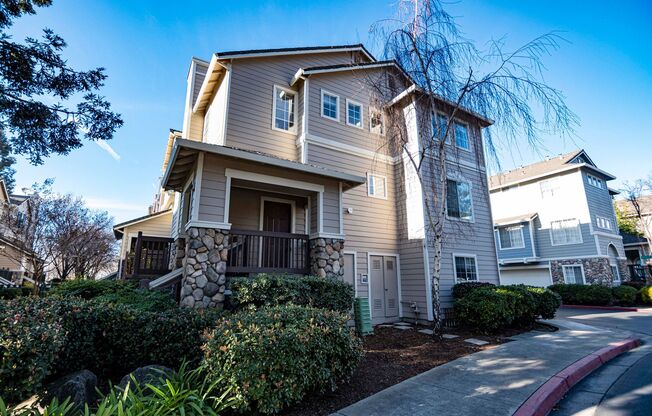 3 Bedroom, 2.5 bath, 1879 Norton Sound Common, San Jose, CA 95131 - Available Now!