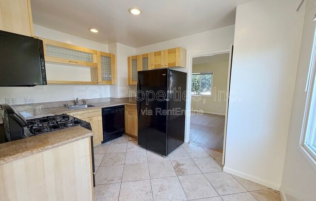 1287 COCHRAN AVE