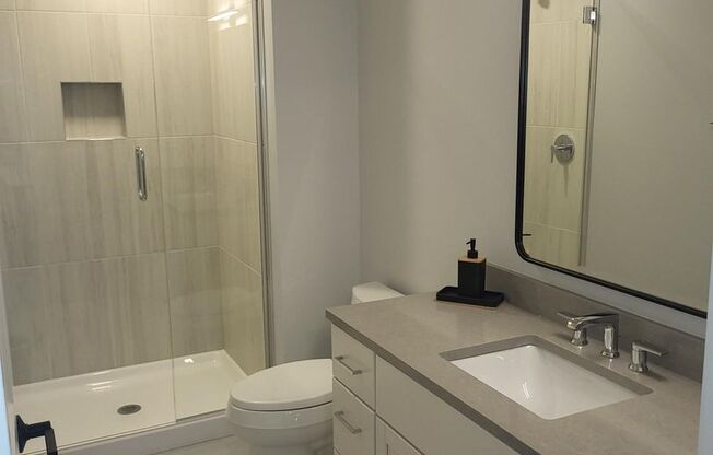2 beds, 2 baths, 1,294 sqft, $3,675, Unit #510