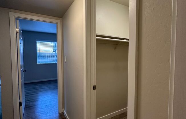 Studio, 1 bath, 451 sqft, $1,475, Unit 44