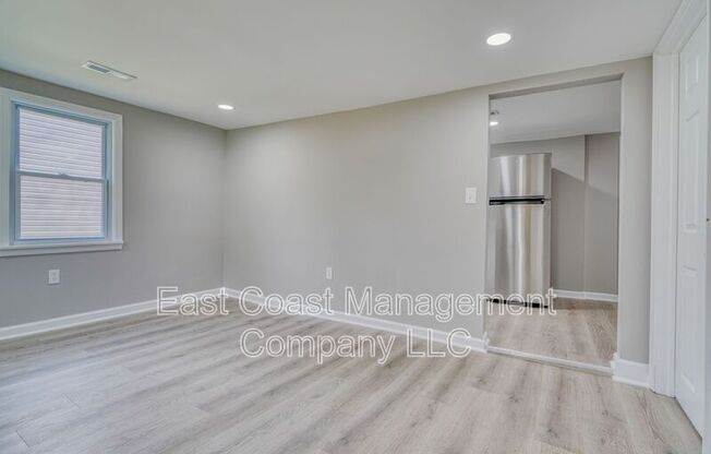1537 MITCHELL LN