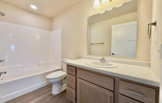 1 bed, 1 bath, 743 sqft, $1,499, Unit EC 4242-03