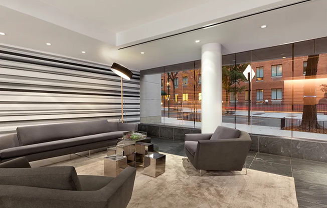 425 W 53 Street