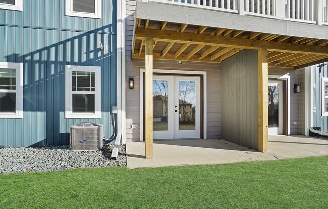 3 beds, 2.5 baths, 1,960 sqft, $2,600, Unit 116 Eiche Drive - Unit 2