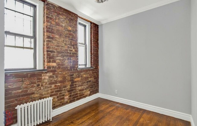3 beds, 1.5 baths, $7,295, Unit 1C