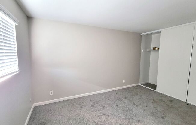 2 beds, 1 bath, 900 sqft, $1,995, Unit 10