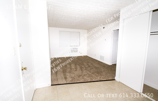 1734M E. Long St.