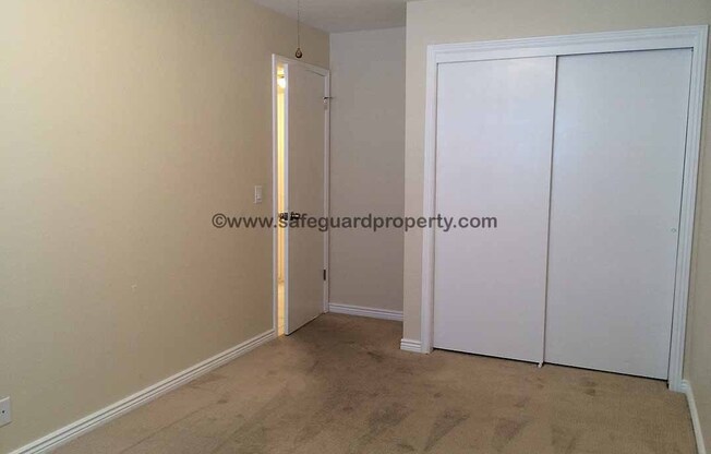 2 beds, 1 bath, $1,395