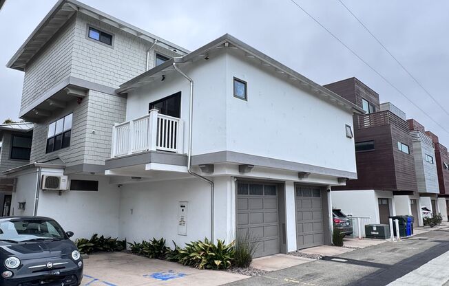 Stunning Townhome in the heart of Encinitas