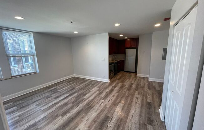 1 bed, 1 bath, 522 sqft, $1,200, Unit 706