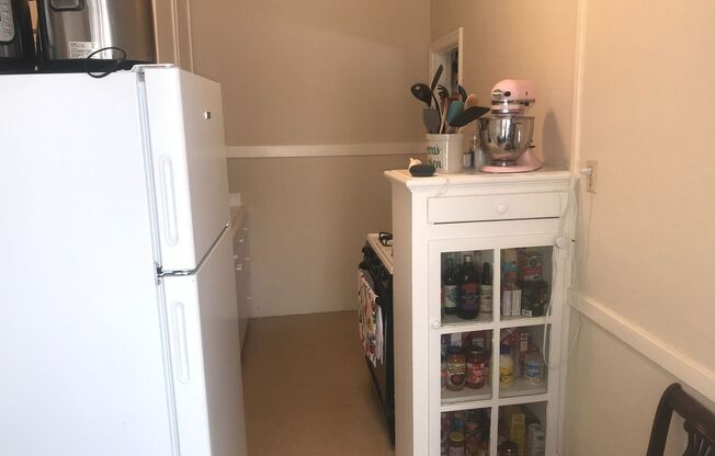 Studio, 1 bath, $2,095, Unit 329