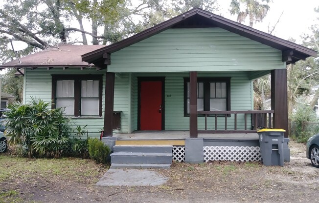 2 beds, 1 bath, $1,150