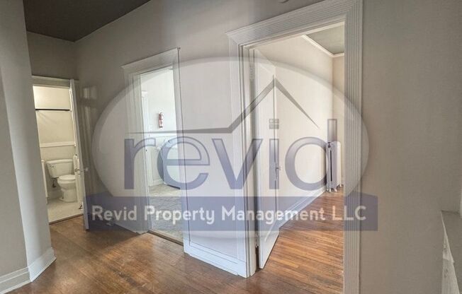 2 beds, 1 bath, 950 sqft, $995, Unit 314-4