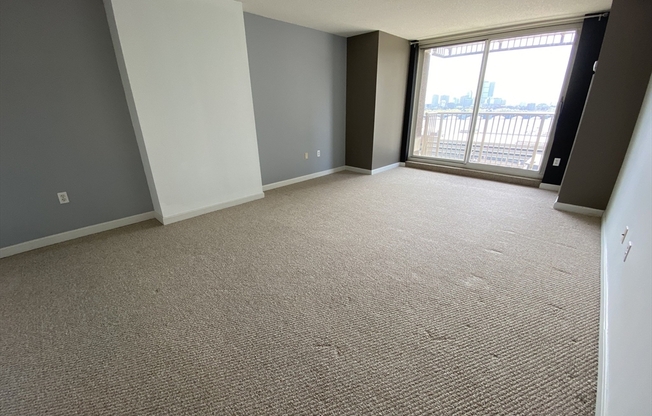 1 bed, 1 bath, 807 sqft, $3,599, Unit 1523