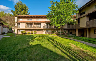 Property View With Lush Ground at Wilbur Oaks Apartments, Thousand Oaks