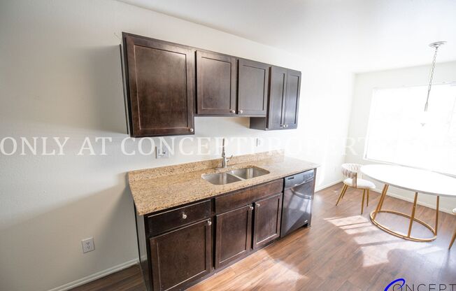 2 beds, 1 bath, 810 sqft, $1,265, Unit 04